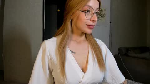 Snapshot of jane_bright chatting on 17, 1, 2025 Jane online show from 17, 1, 2025