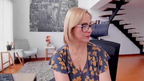 JANE TURNER MILF online show from 10, 9, 2025