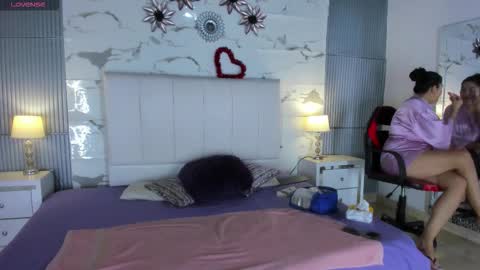 Snapshot of janick_baker chatting on 15, 11, 2025 janick_baker online show from 15, 11, 2025