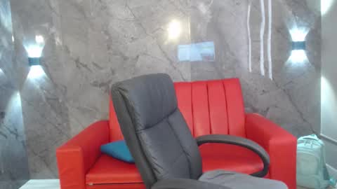 Jan online show from 17, 10, 2025