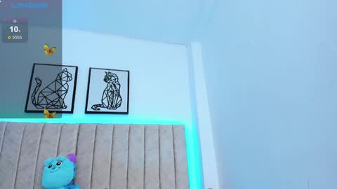 Snapshot of janne_moore chatting on 25, 2, 2025 Jane online show from 25, 2, 2025