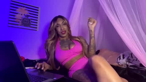 Snapshot of januaryvice chatting on 17, 11, 2025 JanuaryVice online show from 17, 11, 2025