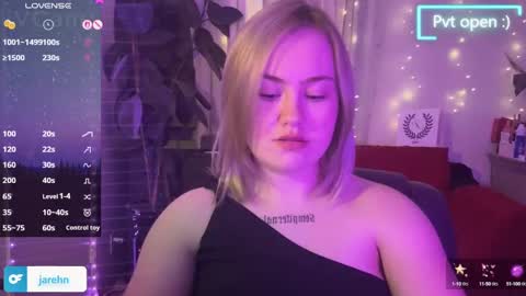 Snapshot of jarehn chatting on 9, 9, 2025 Jaren online show from 9, 9, 2025