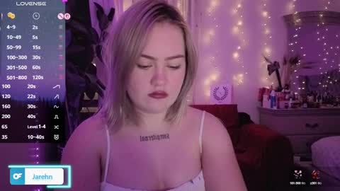 Snapshot of jarehn chatting on 10, 9, 2025 Jaren online show from 10, 9, 2025