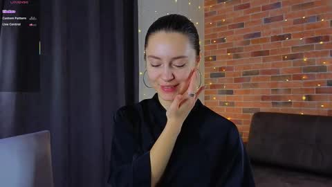 Chloe online show from 17, 12, 2025