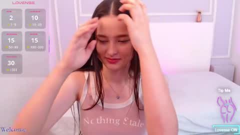 Snapshot of jasminebella0 chatting on 12, 3, 2025 Jazmin online show from 12, 3, 2025