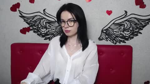 JasmineKouch online show from 9, 3, 2025
