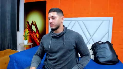 Snapshot of jason_shaw_ chatting on 13, 11, 2025 Jasson Shaw online show from 13, 11, 2025