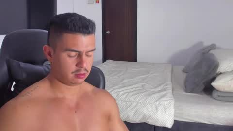 JBrooksXx online show from 24, 1, 2025