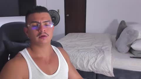 JBrooksXx online show from 29, 1, 2025