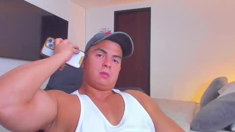 JBrooksXx online show from 3, 10, 2025