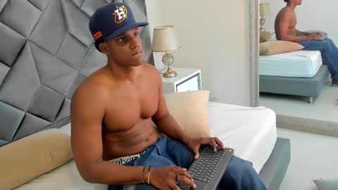 jax black online show from 30, 9, 2025