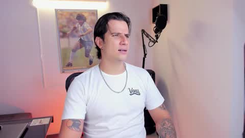 Snapshot of jayalvarrez_ chatting on 26, 10, 2025 Jay Alvarrez online show from 26, 10, 2025