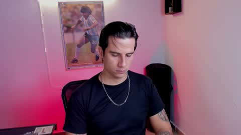 Snapshot of jayalvarrez_ chatting on 2, 11, 2025 Jay Alvarrez online show from 2, 11, 2025