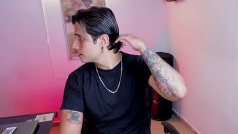 Snapshot of jayalvarrez_ chatting on 3, 11, 2025 Jay Alvarrez online show from 3, 11, 2025