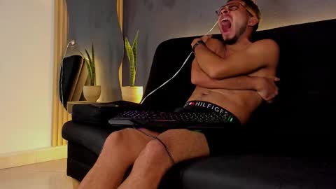 Snapshot of jaybrown_1 chatting on 3, 11, 2025 Jay online show from 3, 11, 2025