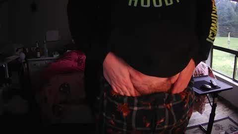 Grand Zaddy or Jay its casual online show from 2, 1, 2025