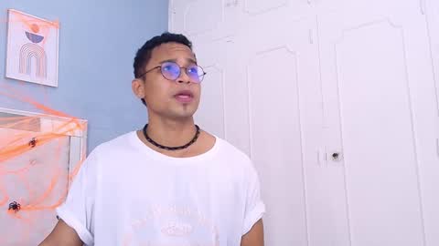 Jayden Morris online show from 1, 11, 2025