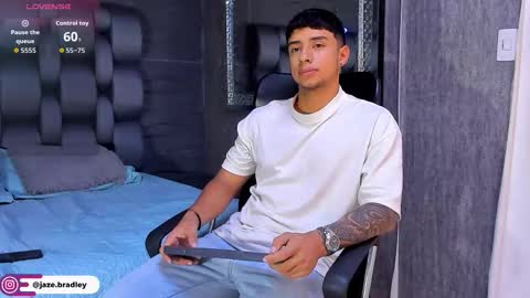 jaze_bradley online show from 18, 10, 2025