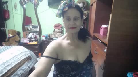 jazmim online show from 4, 10, 2025
