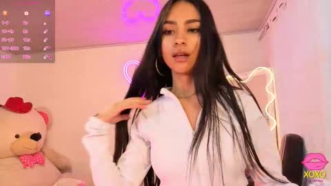 Jazmin  online show from 6, 10, 2025
