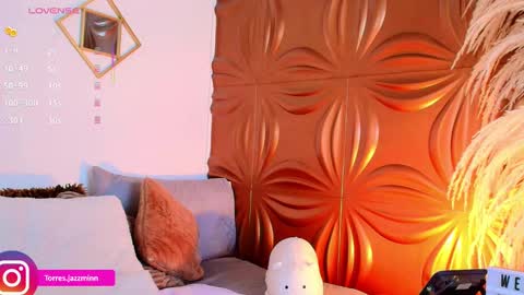 Jazmin online show from 2, 10, 2025