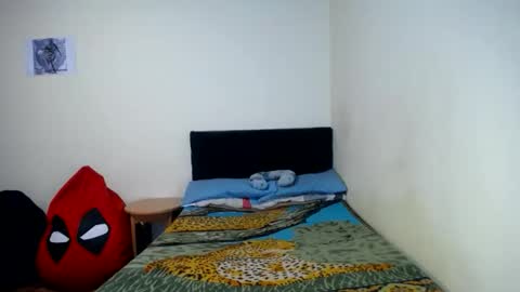 Snapshot of jboy_s chatting on 6, 10, 2025 jboy_s online show from 6, 10, 2025