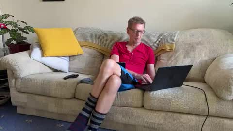 Snapshot of jcar57 chatting on 30, 9, 2025 Jon online show from 30, 9, 2025