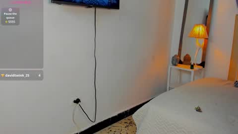 Snapshot of jdaniel_shellby chatting on 22, 12, 2024 jhon online show from 22, 12, 2024