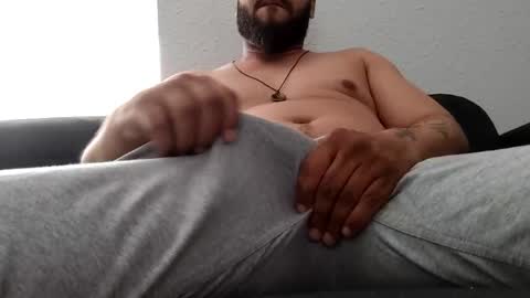 Snapshot of jdeez031 chatting on 7, 3, 2025 strokegamecrazy online show from 7, 3, 2025