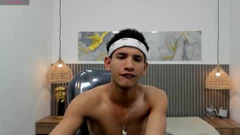 Snapshot of jdwhite18 chatting on 29, 3, 2026 jdwhite18 online show from 29, 3, 2026