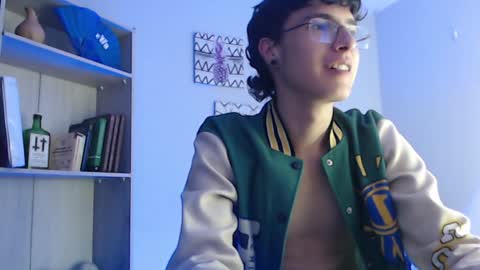 jeam_hot online show from 17, 12, 2024