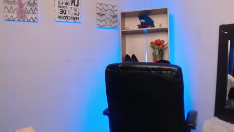 jeam_hot online show from 8, 9, 2025