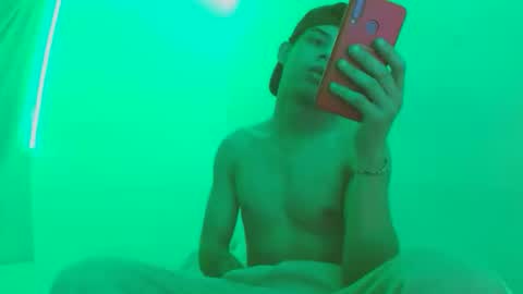 jeampier_sexy online show from 6, 12, 2024