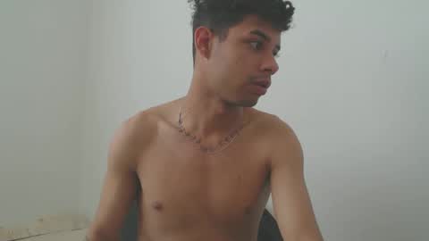 jeampier_sexy online show from 12, 1, 2025