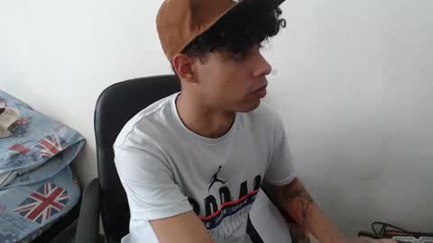jeampier_sexy online show from 14, 9, 2025