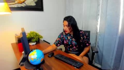 Snapshot of jean_foster chatting on 1, 11, 2025 Mistress Jane Foster online show from 1, 11, 2025