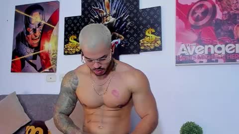 Snapshot of jean_lopez chatting on 7, 3, 2025 Jean axelcrow Modelo Independiente online show from 7, 3, 2025