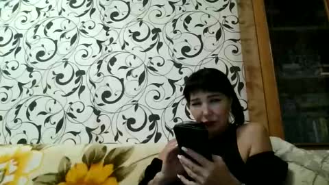 Snapshot of jeanedavis chatting on 9, 10, 2025 JeaneDavis online show from 9, 10, 2025