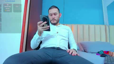 Snapshot of jeanpiere02 chatting on 15, 11, 2025 Jeanpiere online show from 15, 11, 2025