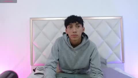 Snapshot of jeiden_tay chatting on 4, 11, 2025 Camilo online show from 4, 11, 2025