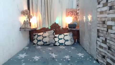 KYLAHARDFUCKER online show from 25, 1, 2025
