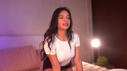 Isabella online show from 16, 2, 2025