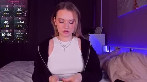 Snapshot of jenice_loveit chatting on 23, 11, 2025 jenice_loveit online show from 23, 11, 2025