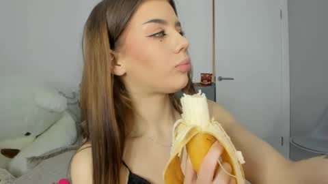 Dolly online show from 27, 2, 2025