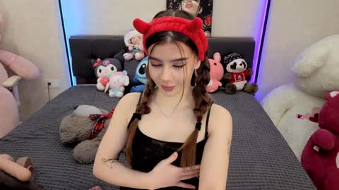 Dolly online show from 12, 11, 2025