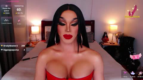 Snapshot of jenifers_body chatting on 22, 9, 2025 Queen Jenifer online show from 22, 9, 2025
