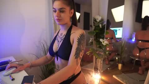 jeniffer_foxx online show from 19, 9, 2025