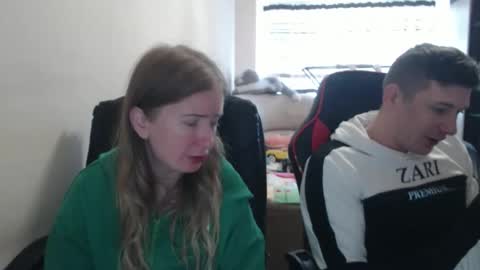 JenisAndPeter online show from 17, 10, 2025