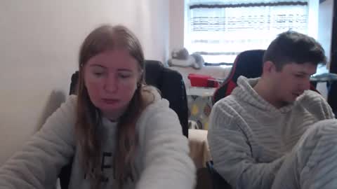 JenisAndPeter online show from 15, 12, 2025